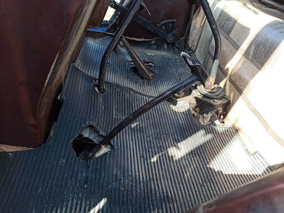 Трактор МТЗ 80 Білорус