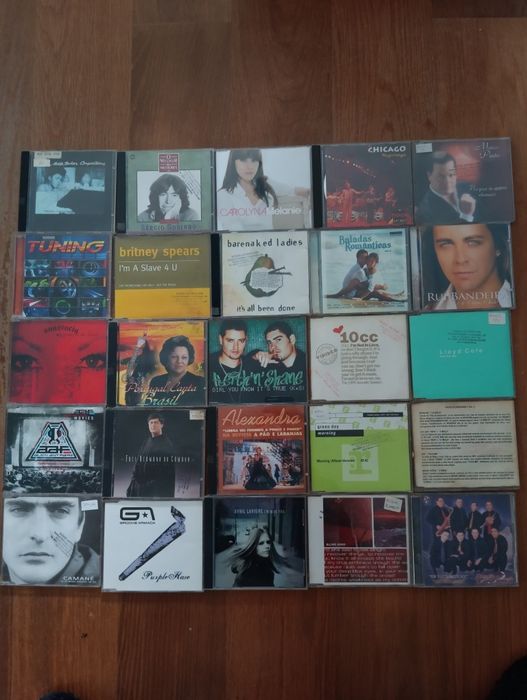Vendo DVDs em bom estado