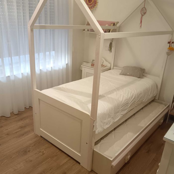 Conjunto de quarto de menina