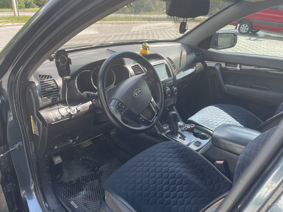 Продаю Kia Sorento 2010р.