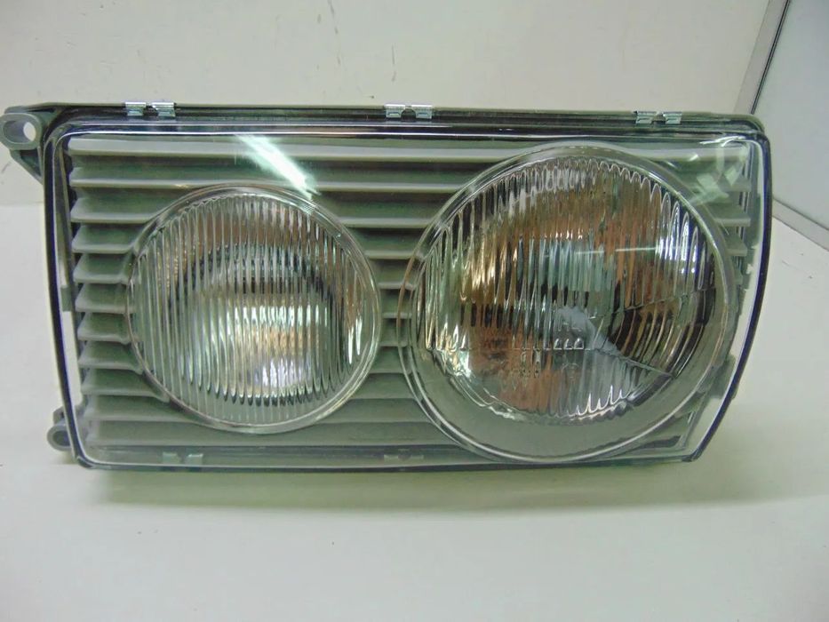 Mercedes W123 faróis