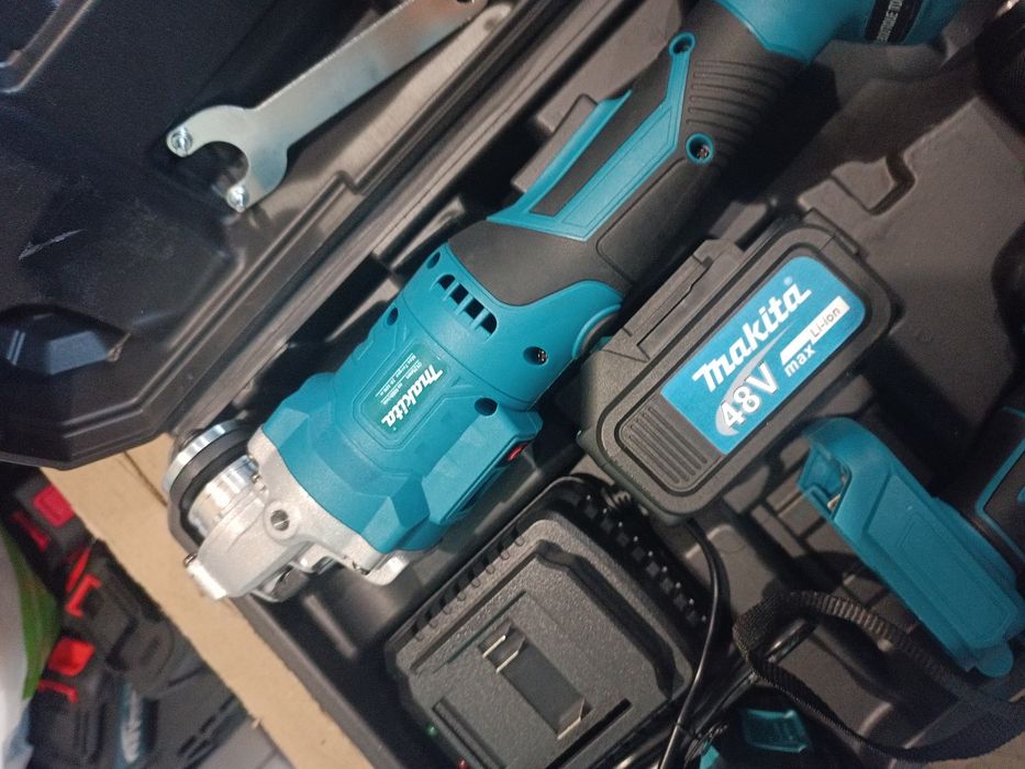 Безщітковий комплект 2 в 1 шуруповерт DTW 488 та болгарка DGA5