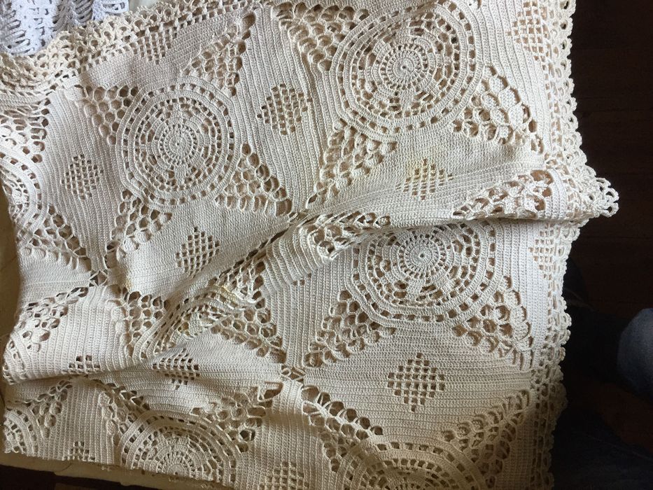 Toalha de renda feita à mão