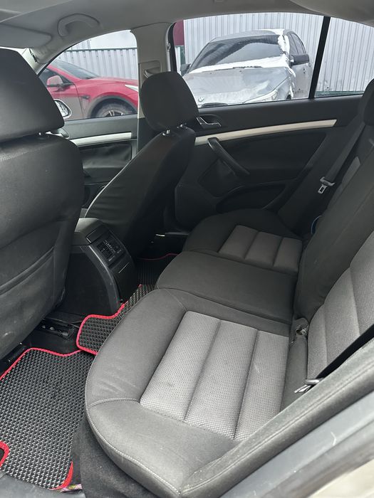 Продам Шкоду 1,9