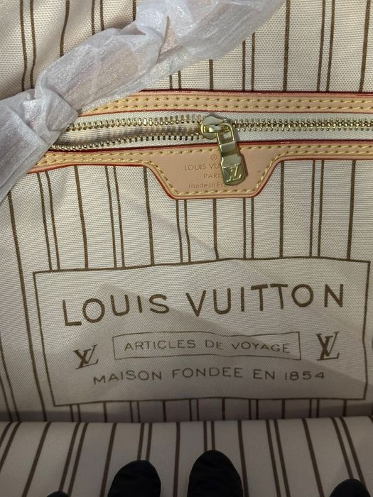 Mala Louis Vuitton Nova