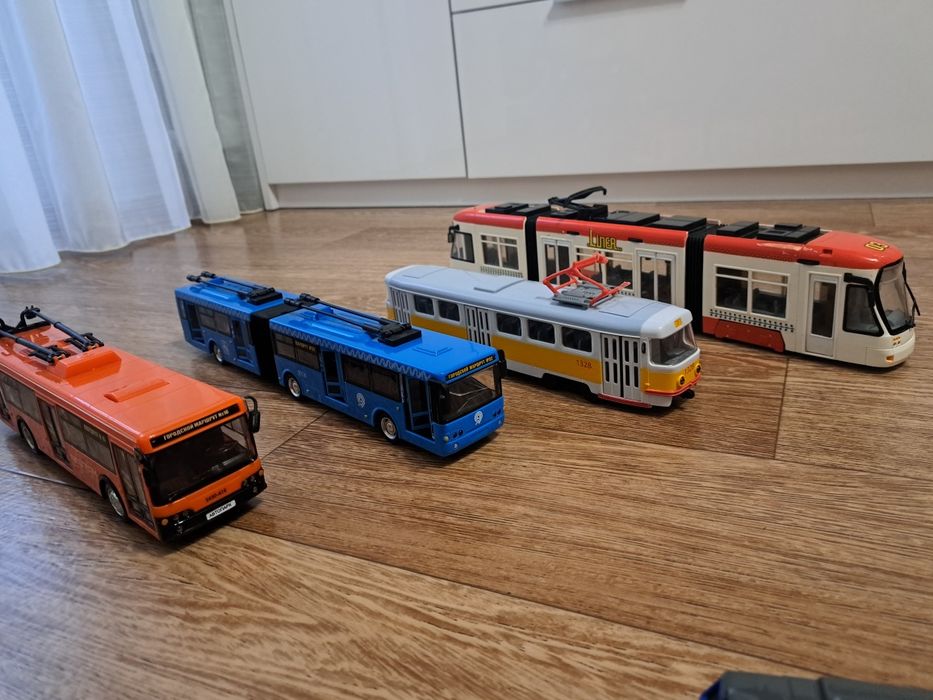 Трамвай, електричка , тролейбус