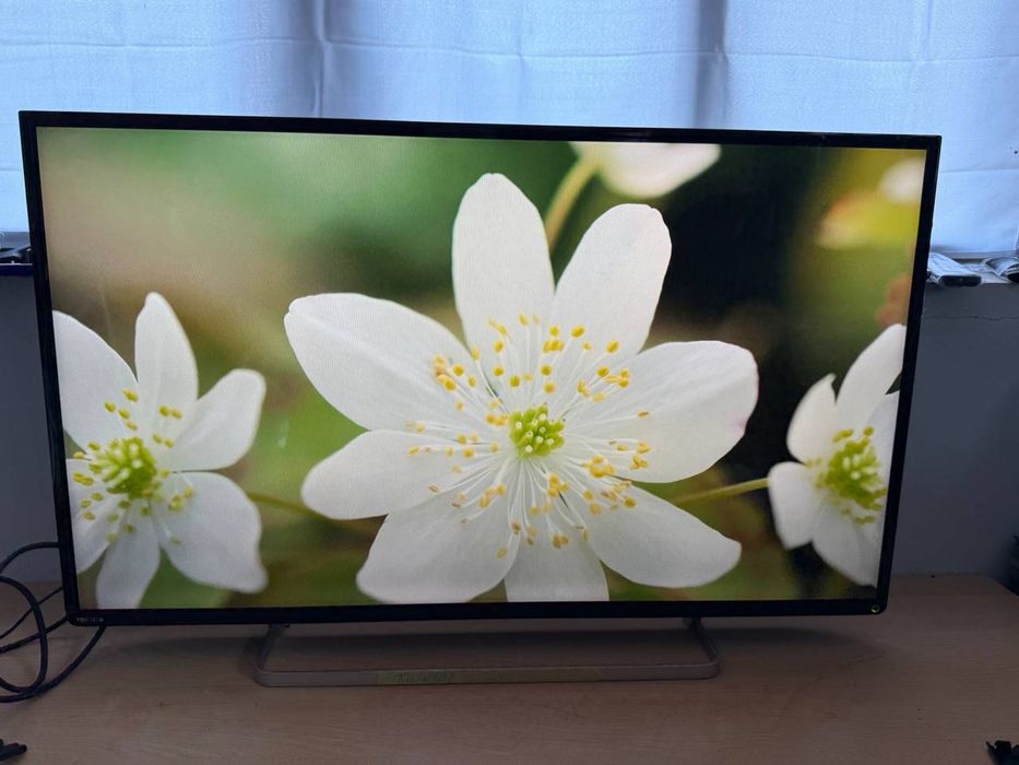 Телевізор Toshiba – 42”, Full HD, LED, 3D