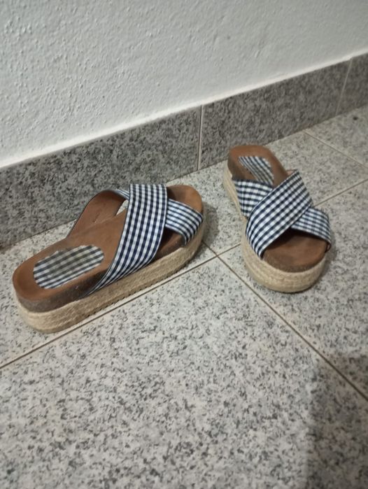 Sandálias Vintage Tamanho 38