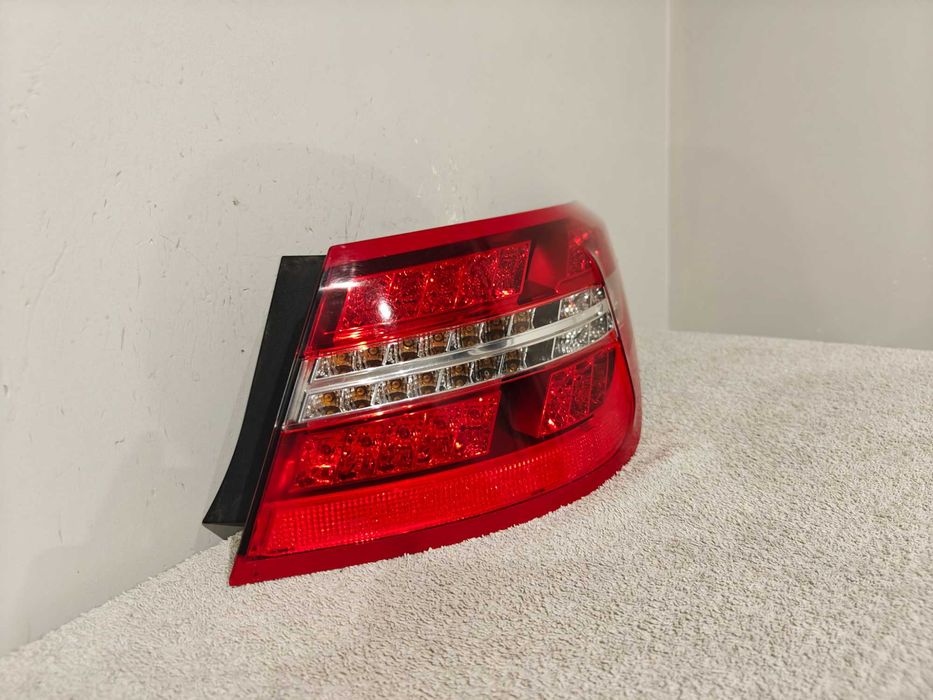 Lampa Prawy Tył LED Mercedes Klasa E W207 Coupe EUROPA