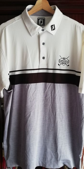 Polo Branco em otimo estado.