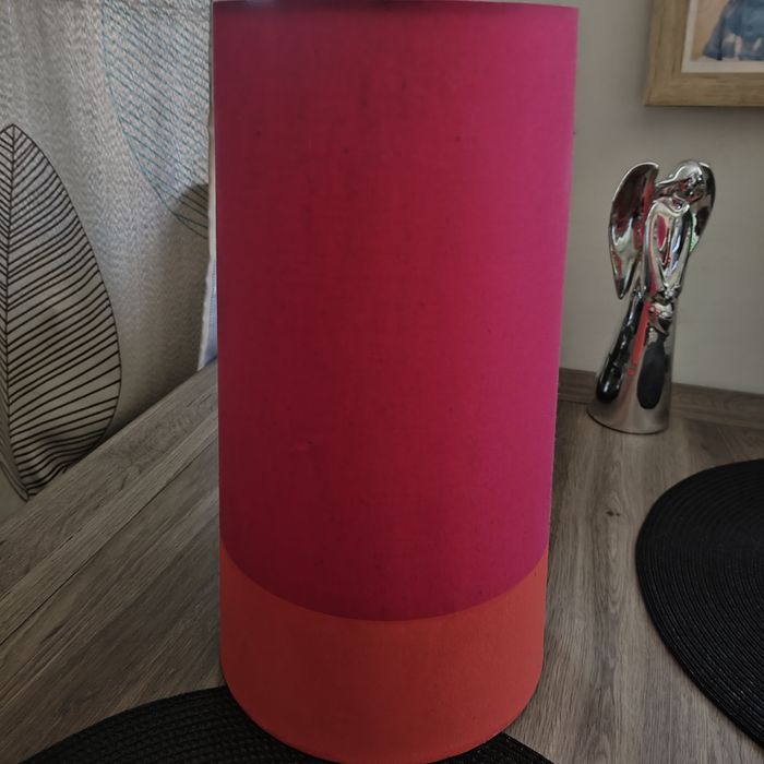 Abażur pomarańcz - ciemny róż ikea razem z długą podstawą.