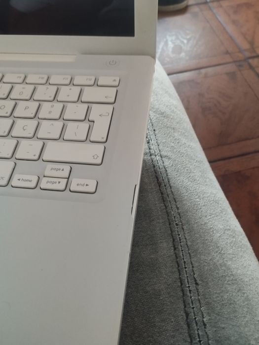Portátil da Apple antigo