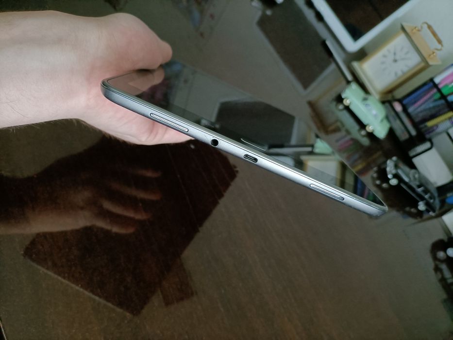Планшет Samsung Galaxy Tab A T550