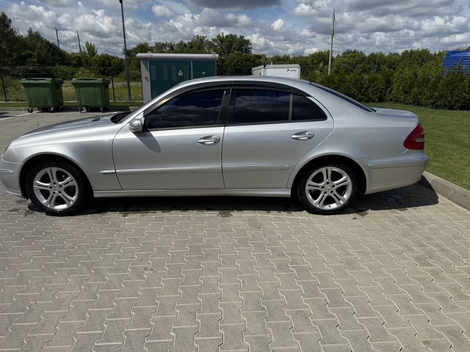 Mercedes-benz E - Class