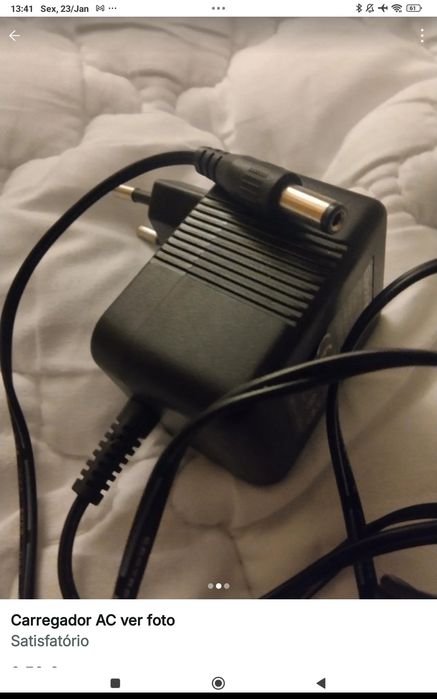 Carregador em bom estado