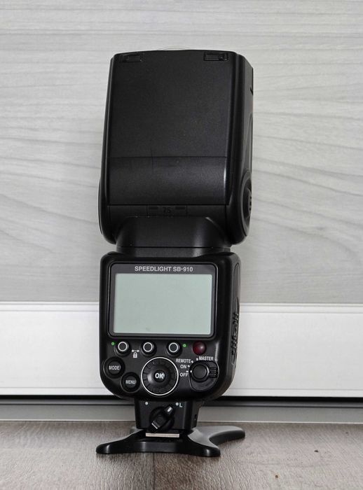 Nikon Speedlight SB-910