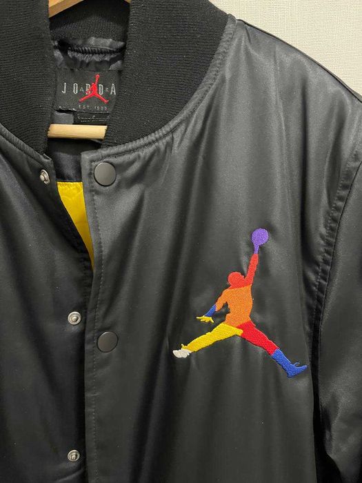Чоловічий бомбер Jordan, S