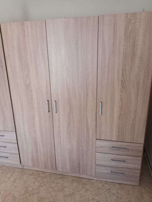 Duża szafa okazja Jysk