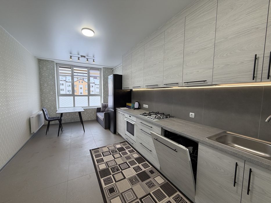 ПЕРША ЗДАЧА! Оренда 2-кім новобудови вул.Героїв Крут + ГАРАЖ