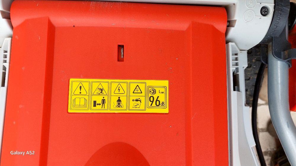 Maquina de cortar relva eletrica e aparador