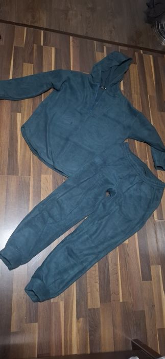 Продам флісовий костюм 52- 54