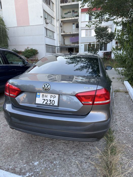 Volkswagen Passat b7 2011г 2л tdi