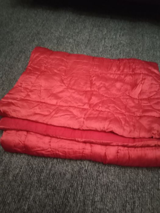 Продам ватное одеяло.