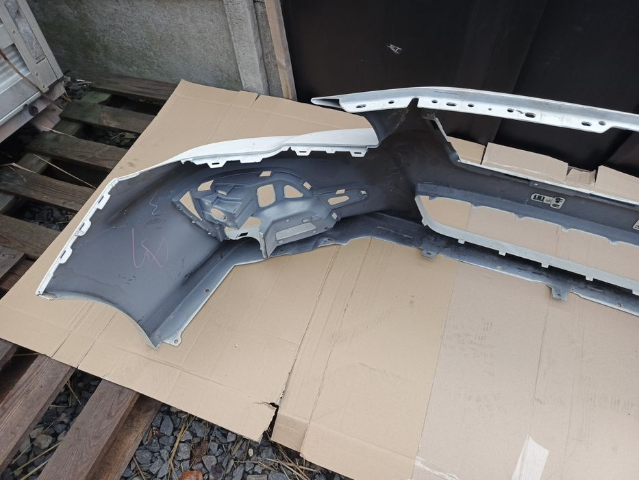 Subaru Levorg zderzak przedni przód