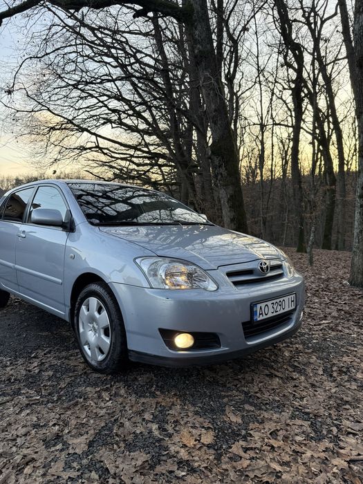 Продам Toyota Corolla