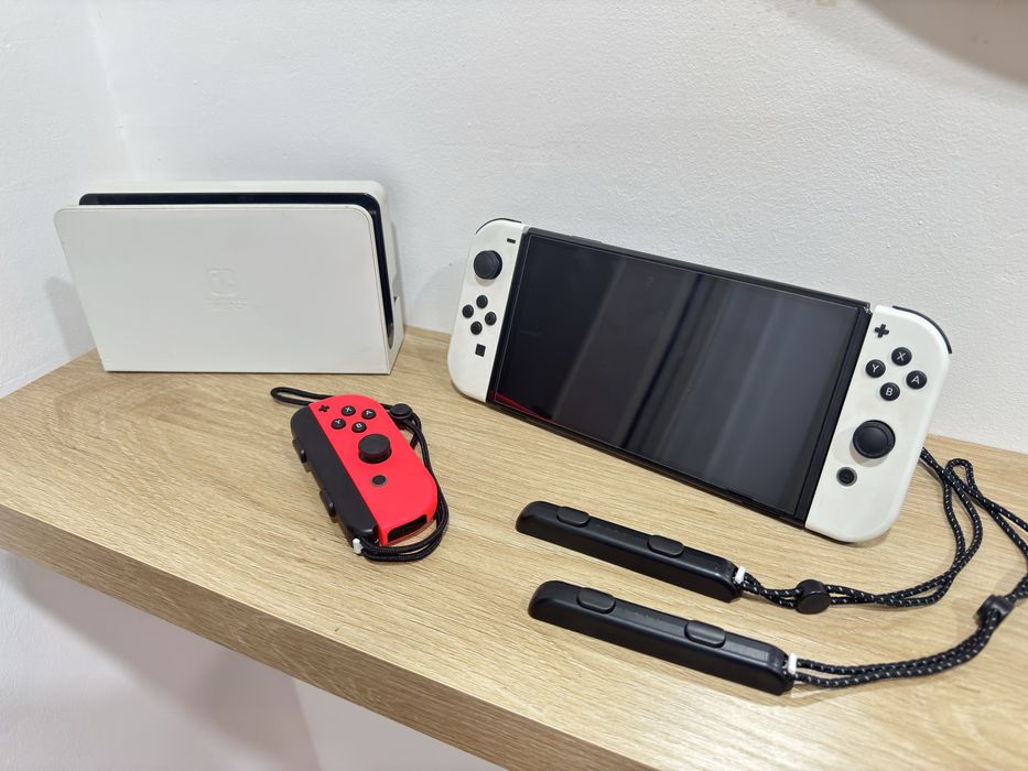 Nintendo Switch OLED Branca - COMO NOVA