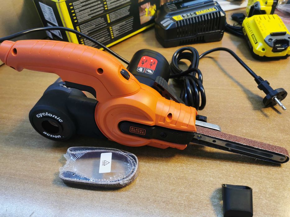 Напильник электрический BLACK+DECKER KA900E сетевой с гарантией