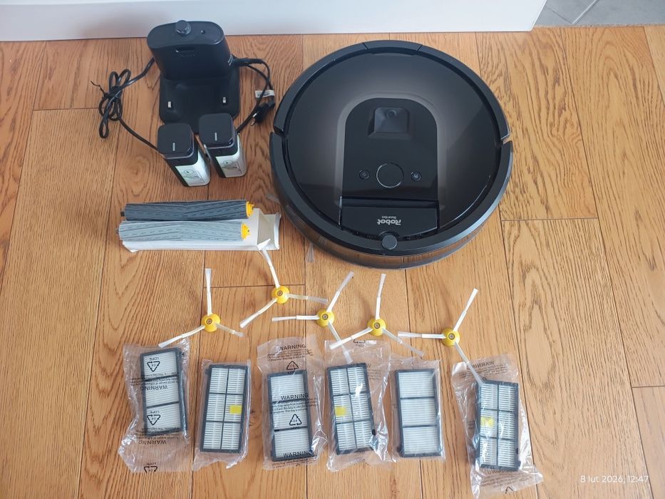 Odkurzacz iRobot Roomba 980 + stacja + dwie latarnie + akcesoria