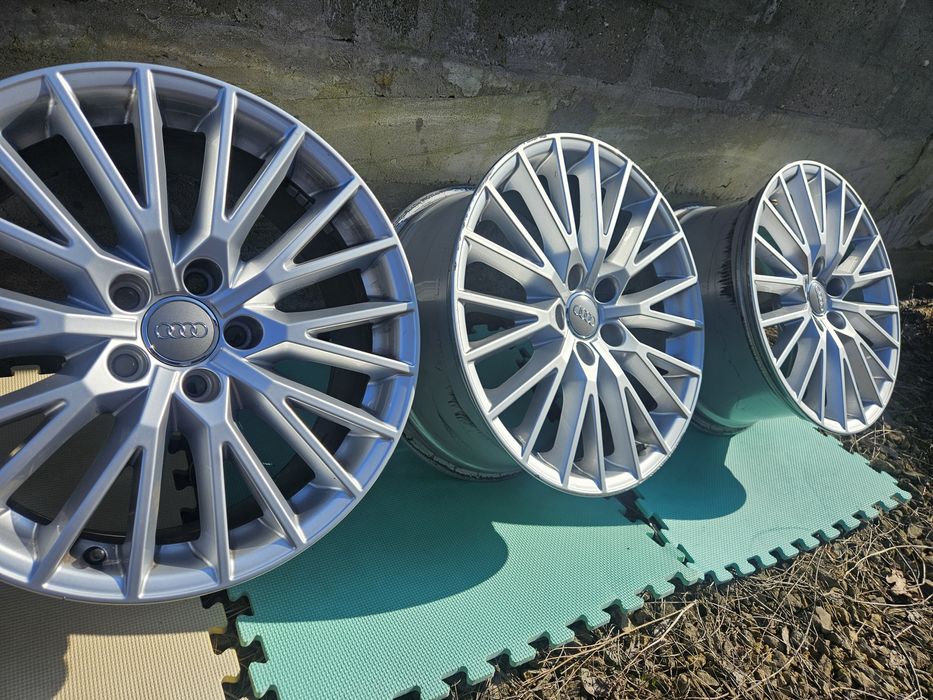 Felgi aluminiowe oryginalne AUDI 8S0 A3 A4 A6 TT Q3