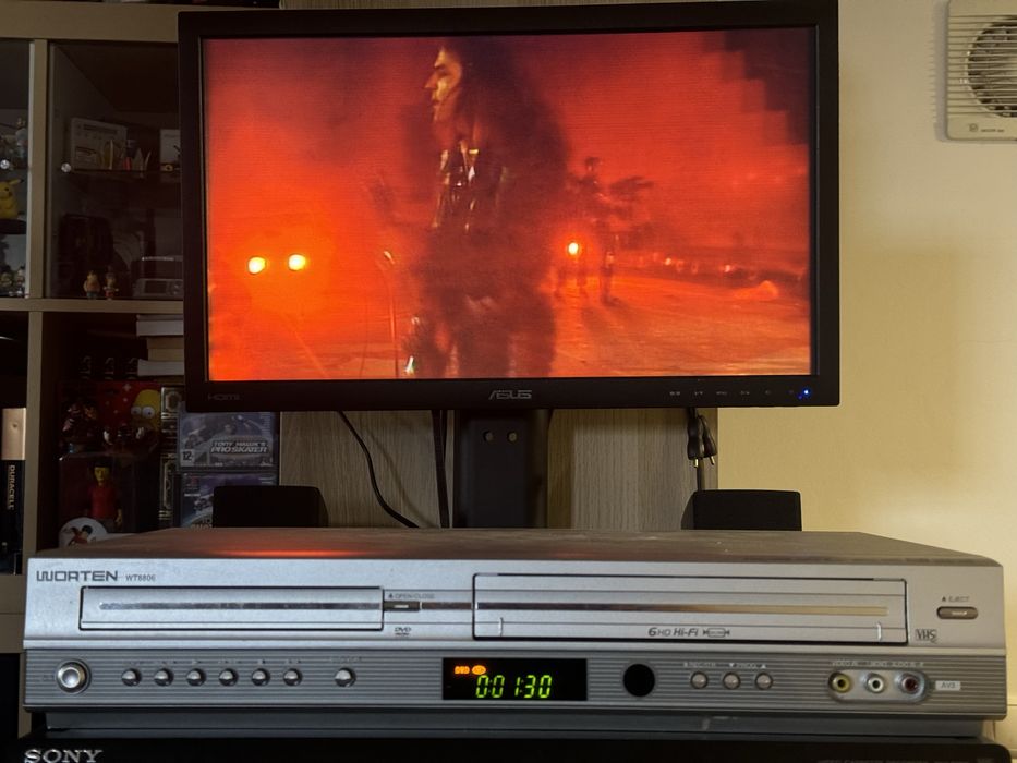 Combo DVD VHS Worten