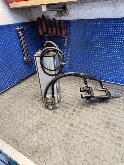 Agregat hydrauliczny podnośnika szlabanu silnik pompa Aprimatic at 64b