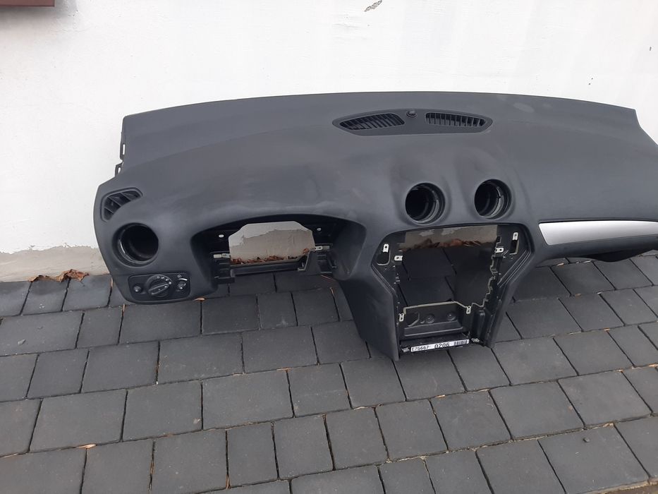 Deska rozdzielcza ford mondeo mk4