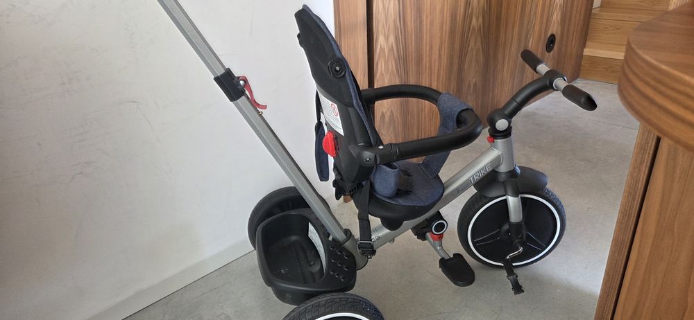 Triciclo chicco azul