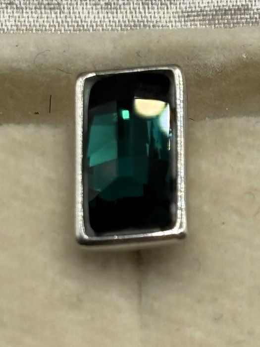 Kolczyki z zielonym kamieniem 1794