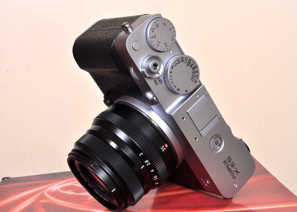 Fuji X-E5 + XF 35mm F: 2.0 WR, Nova, fatura e garantia 3 anos