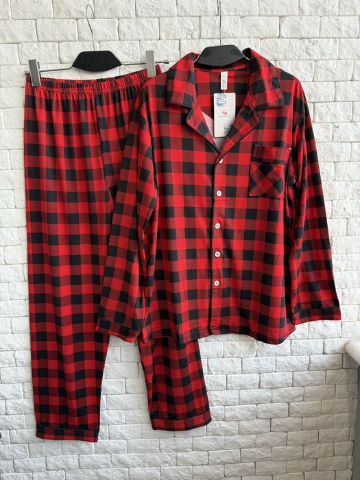Чоловіча піжама у клітинку. Червона піжама в клітинку