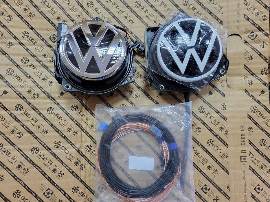 Оригінальна камера заднього виду значек VW GOLF 7 ID3 PASSAT CC B8
