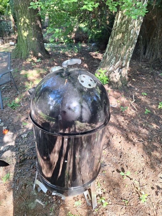 Grill wędzarnia WEBER 57 cm szerokosci