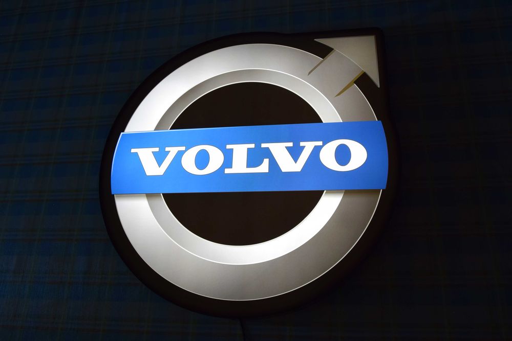 LED Neon VOLVO, Podświetlane Logo 3D, Baner świetlny, Znaczek, Prezent