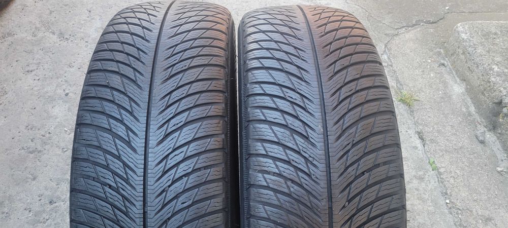 235 / 60 R  18   Michelin / Zima