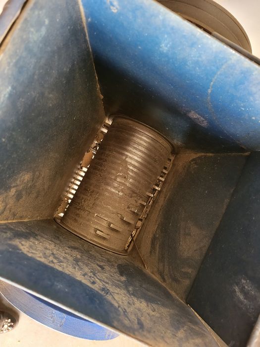 Szreder, rozdrabniacz.