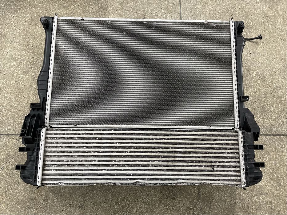 Радіатор води інтеркуллера Mercedes Vito W447 V-class