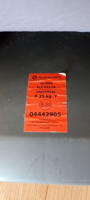 Fotelik samochodowy Avionaut Glider 9-25 kg