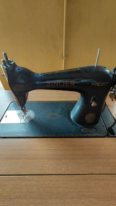 Máquina de costura antiga Singer