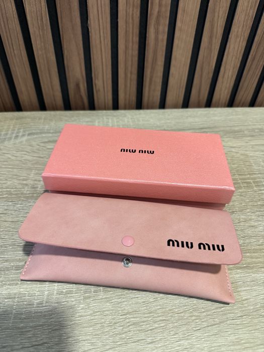 Óculos de Sol Miu Miu – Novos com Caixa