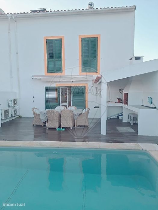 Moradia T6 para venda